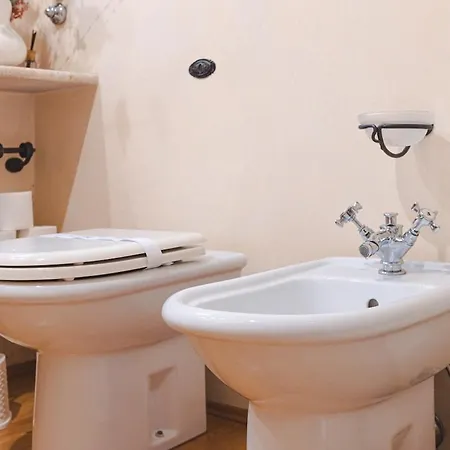 Private Garden Elegant House 5 Minutes From The Sea Τεργέστη