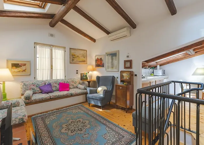 Private Garden Elegant House 5 Minutes From The Sea Tatil Evi